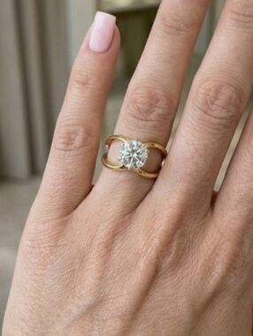 Gold Round Solitaire Size 9